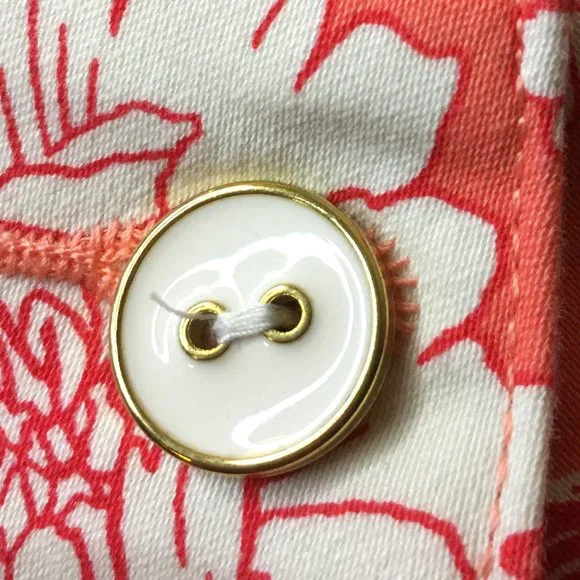 ISAAC MIZRAHI NEW YORK Scattered Peony Floral Tailored Shorts - Picture 8 of 11